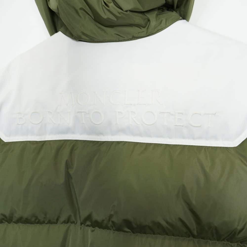 Moncler Junzo Down Jacket In Green