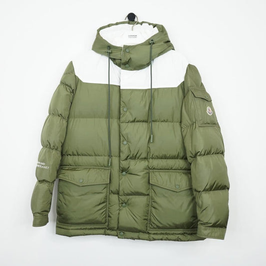 Moncler Junzo Down Jacket In Green